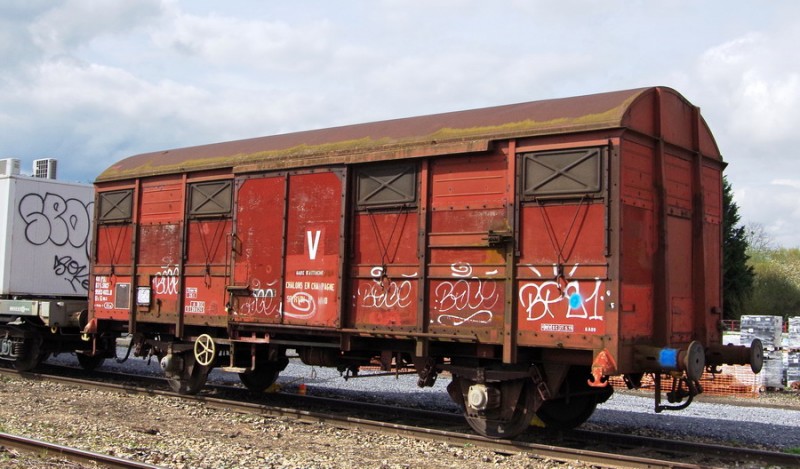 40 87 959 3 403-8 Us G98 2 F SNCF-PSL (2018-04-13 Laon) (2).jpg (163.21 Kio) Vu 1491 fois 40 87 959 3 403-8 Us G98 2 F SNCF-PSL (2018-04-13 Laon) (2).jpg