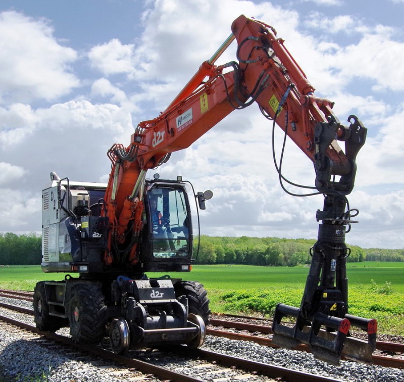 Hitachi D2R ZX170PRR (2018-04-26 PN n°47 à Jissy) ENCO (10).jpg