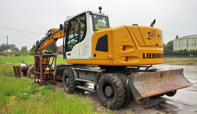 LIEBHERR A 918 Compact (2018-05-14 PN n°37 à Eppeville) Brifer 1 (8).jpg