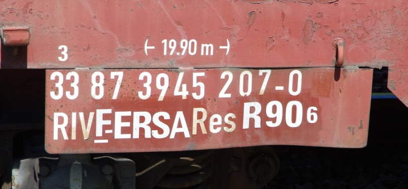 33 87 3945 207-0 Res R 90 6 RIV F-ERSA (2018-05-08 PKn°71 à Jussy) (2).jpg (99.16 Kio) Vu 1251 fois 33 87 3945 207-0 Res R 90 6 RIV F-ERSA (2018-05-08 PKn°71 à Jussy) (2).jpg