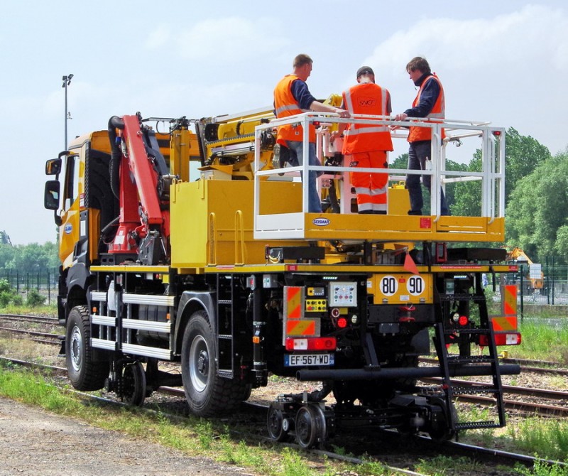 Geismar V2R 840 C-GR (2018-05-16 St Quentin) (1).jpg (253.68 Kio) Vu 4239 fois Geismar V2R 840 C-GR (2018-05-16 St Quentin) (1).jpg