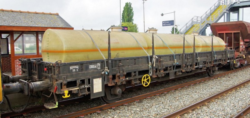 99 87 9 383 629-2 K50 (2018-05-30 gare de Chaulnes) (1).jpg