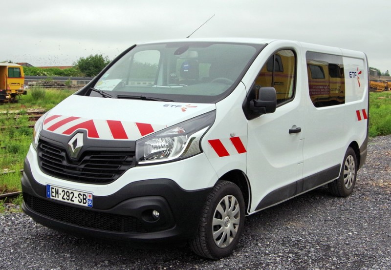 2018-06-01 base de travaux de Chaulnes (1).jpg (178 Kio) Vu 13884 fois 2018-06-01 base de travaux de Chaulnes (1).jpg