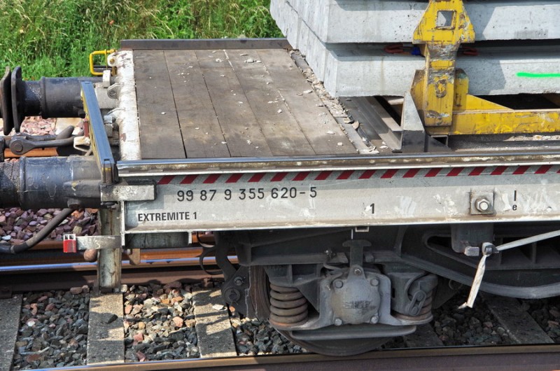 99 87 9 355 620-5 R87 5 (2018-06-04 Marcelcave) (2).jpg (228.32 Kio) Vu 1480 fois 99 87 9 355 620-5 R87 5 (2018-06-04 Marcelcave) (2).jpg