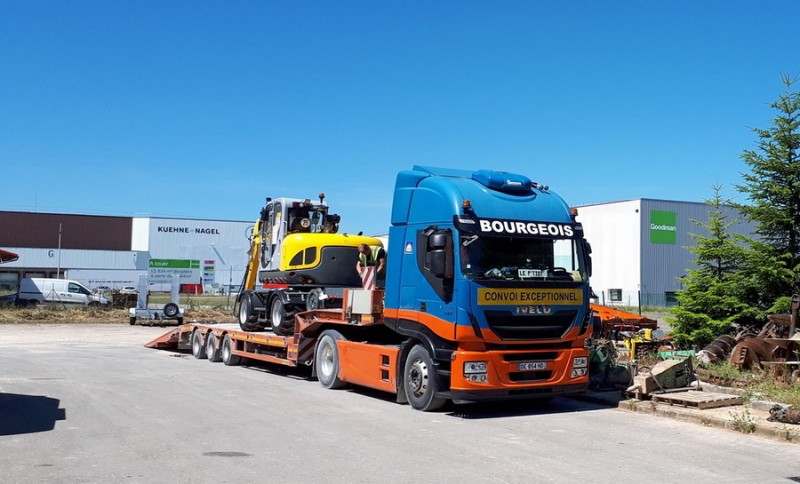 Wacker Neuson ew 100 RR (2018-06-26 Longvic  Dijon) SNCF RESEAU Nancy (3).jpg