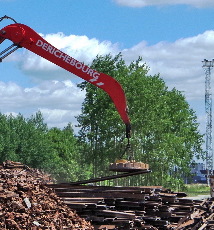 2018-06-22 Laon (16).jpg (319.68 Kio) Vu 2595 fois 2018-06-22 Laon (16).jpg