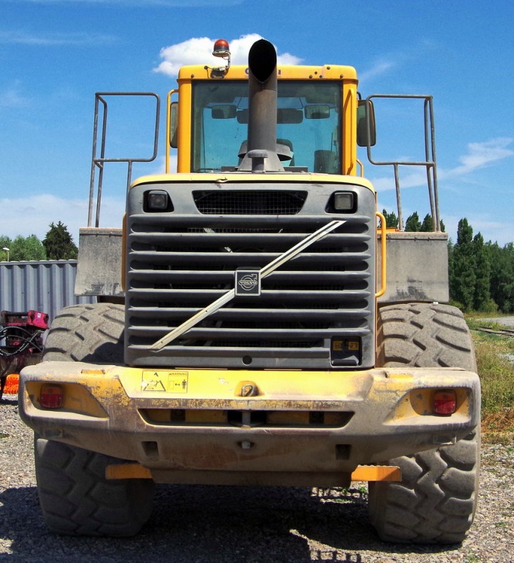 Volvo L150E (2018-07-19 Laon) Meccoli (14).jpg