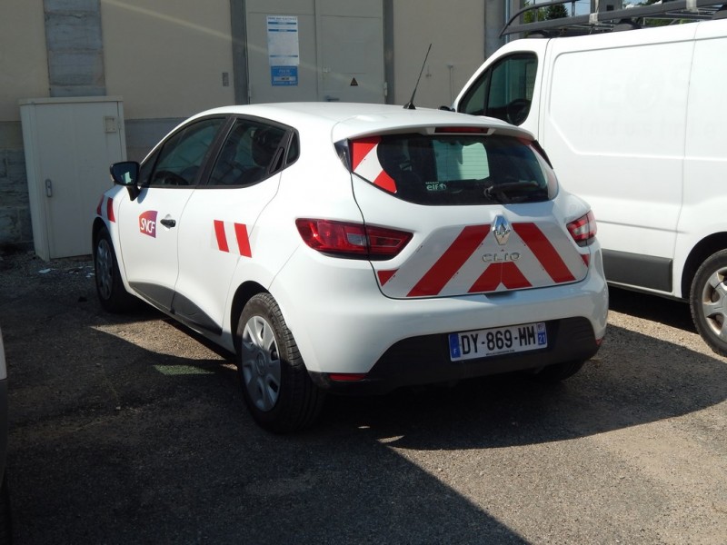 RENAULT CLIO - DY 869 MM - SNCF (Copier).JPG