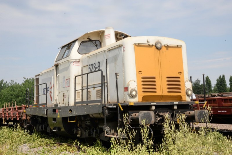 99 87 9 182 528-9 (2018-07-03 Base de travaux de Douai).jpg (175.41 Kio) Vu 8398 fois 99 87 9 182 528-9 (2018-07-03 Base de travaux de Douai).jpg