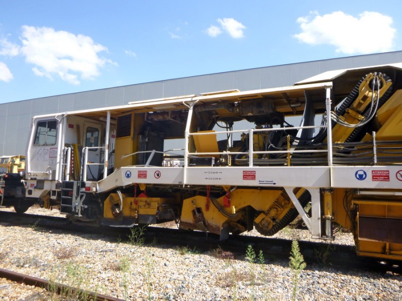 99 87 9 125 504-0 (2018-08-01 St-Leu-d'Esserent) RTG 15-2B n°605 (4).jpg (226.62 Kio) Vu 3737 fois 99 87 9 125 504-0 (2018-08-01 St-Leu-d'Esserent) RTG 15-2B n°605 (4).jpg