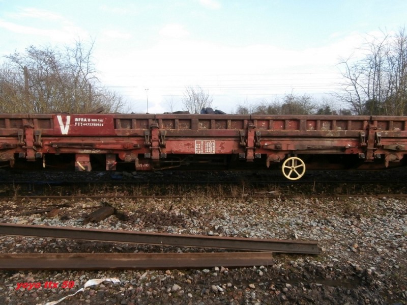 Uas R39-6 80 87 977 4 677-9=3.JPG