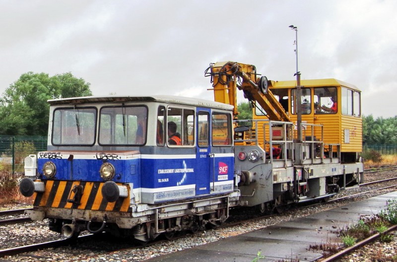 99 87 9 762 021-3 (2018-08-13 gare de St Quentin) Mauzinette 1 (4).jpg