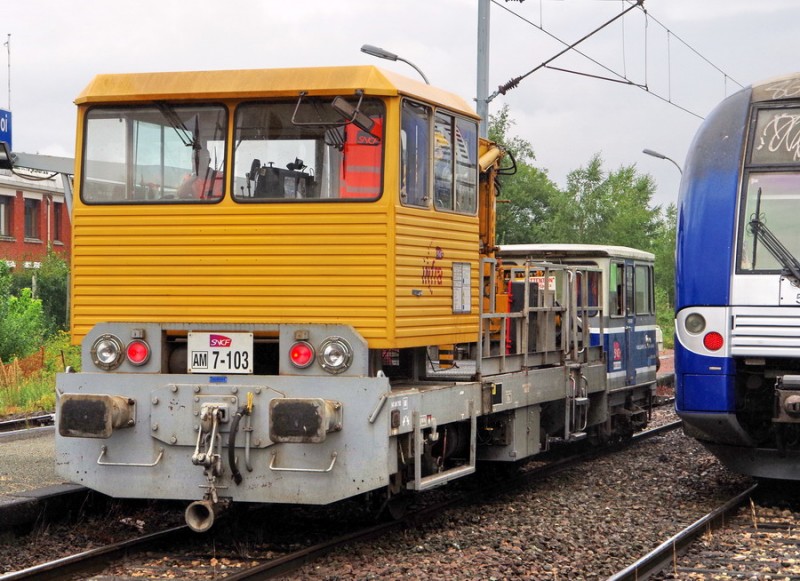 99 87 9 762 021-3 (2018-08-13 gare de St Quentin) Mauzinette 1 (24).jpg