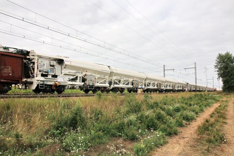 99 87 9 352 698-4 DF 05 (2018-08-21 Limeray) (12) W1.jpg