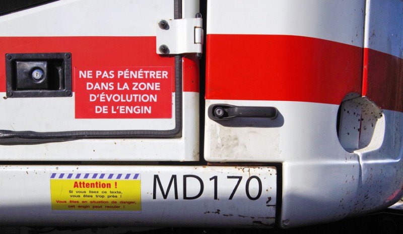 UNAC 22 TRR (2018-10-16 gare de La Fére) Eiffage MD 170 (5).jpg