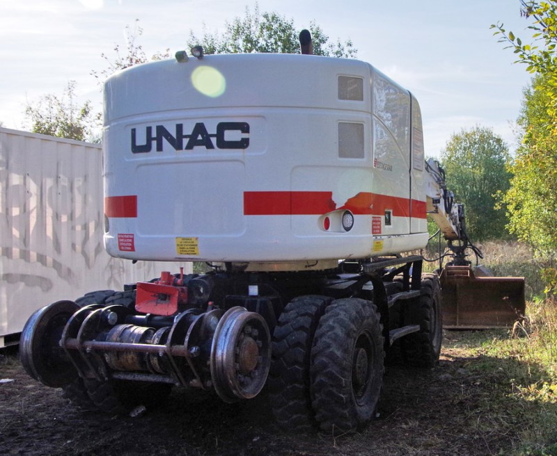 UNAC 22 TRR (2018-10-16 gare de La Fére) Eiffage MD 170 (22).jpg (209.63 Kio) Vu 1639 fois UNAC 22 TRR (2018-10-16 gare de La Fére) Eiffage MD 170 (22).jpg