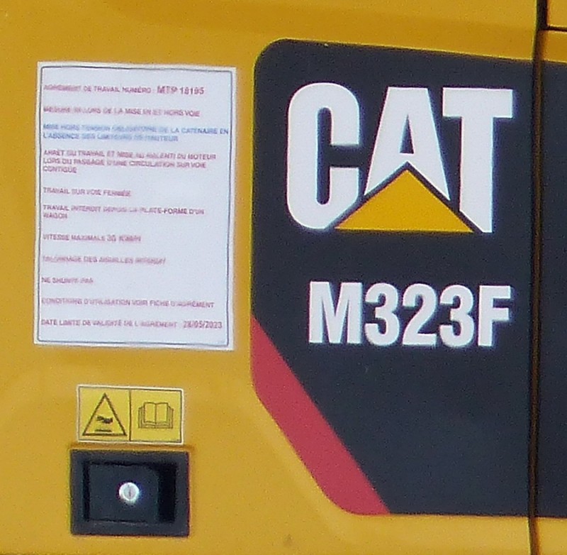 CAT M323F (2018-10-13 SPDC à NEOLOC (5).jpg