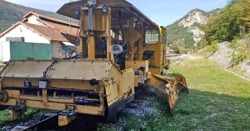 Matisa R7 S n°6220 (2018-10-18 Annot) les Chemins de Fer de Provence (3).jpg (188.22 Kio) Vu 5938 fois Matisa R7 S n°6220 (2018-10-18 Annot) les Chemins de Fer de Provence (3).jpg