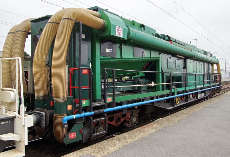 80 87 974 7 805-0 Ua W48 2 F SNCF-PN (2018-10-29 Saint Quentin) WAL (2).jpg