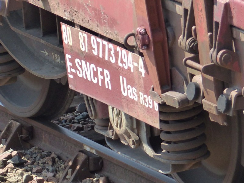 80 87 977 3 294-4 Uas R39 6 F-SNCFR (2018-98-19 SPDC) (2).jpg