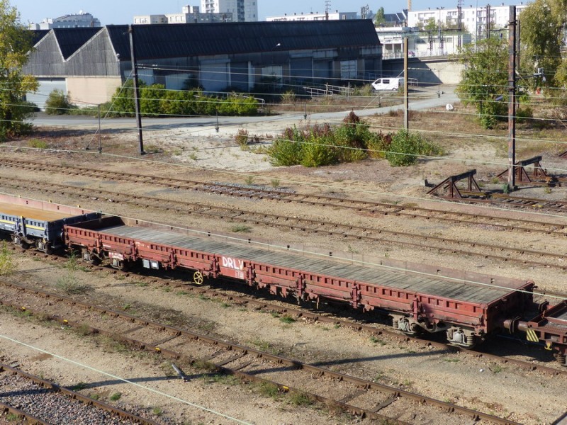 80 87 977 3 238-1 Uas R39 6 F-SNCFR (2018-10-21 SPDC) (1).jpg