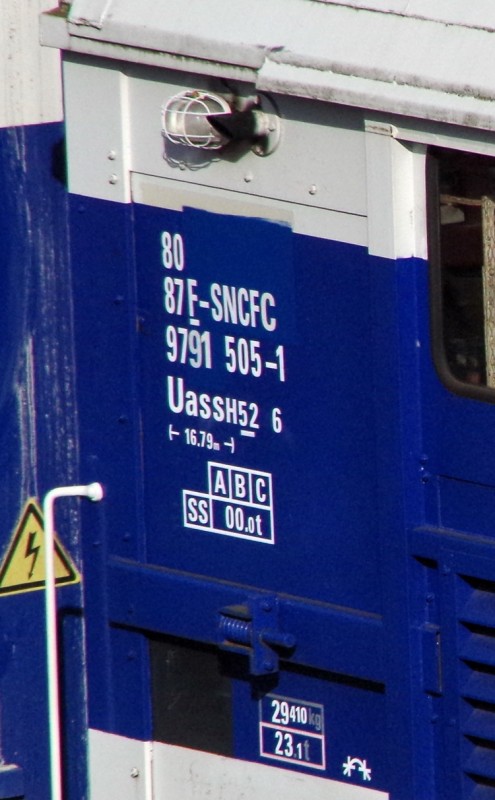 80 87 979 1 505-1 Uass H52 6 SNCF-RO (2019-02-17 Tergnier) (5).jpg