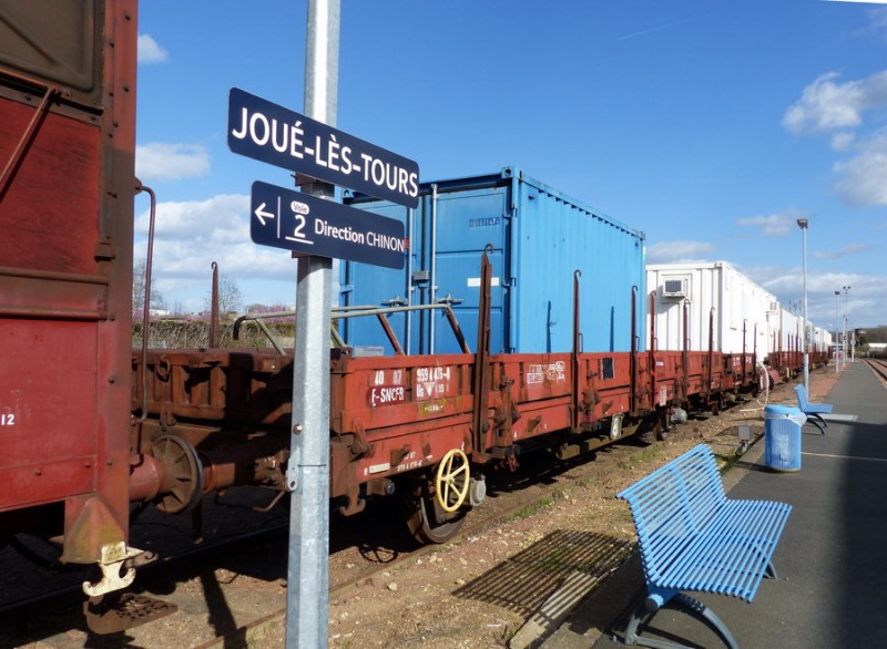40 87 959 4 426-8 Us K55 1 F-SNCFR (2019-03-11 gare de Joué-les-Tours) (1).jpg (205.77 Kio) Vu 2868 fois 40 87 959 4 426-8 Us K55 1 F-SNCFR (2019-03-11 gare de Joué-les-Tours) (1).jpg