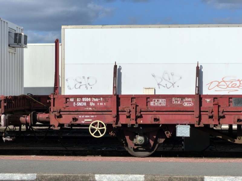 40 87 959 4 766-7 Us K55 1 F-SNCFR (2019-03-11 gare de Joué-les-Tours) (3).jpg (159.27 Kio) Vu 1478 fois 40 87 959 4 766-7 Us K55 1 F-SNCFR (2019-03-11 gare de Joué-les-Tours) (3).jpg