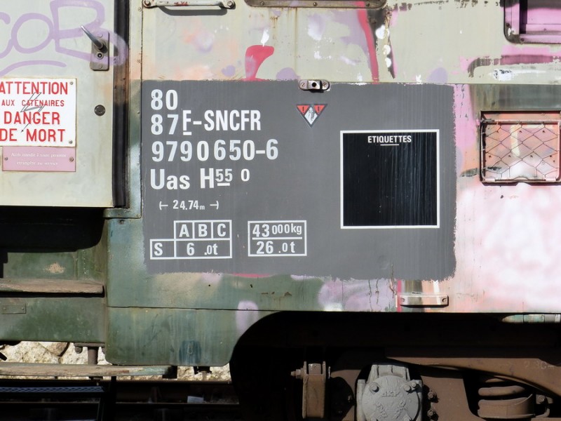 80 87 979 0 650-6 Uas H55 0 F-SNCFR (2019-03-11 gare de Joué-les-Tours) (4).jpg (177.16 Kio) Vu 6693 fois 80 87 979 0 650-6 Uas H55 0 F-SNCFR (2019-03-11 gare de Joué-les-Tours) (4).jpg