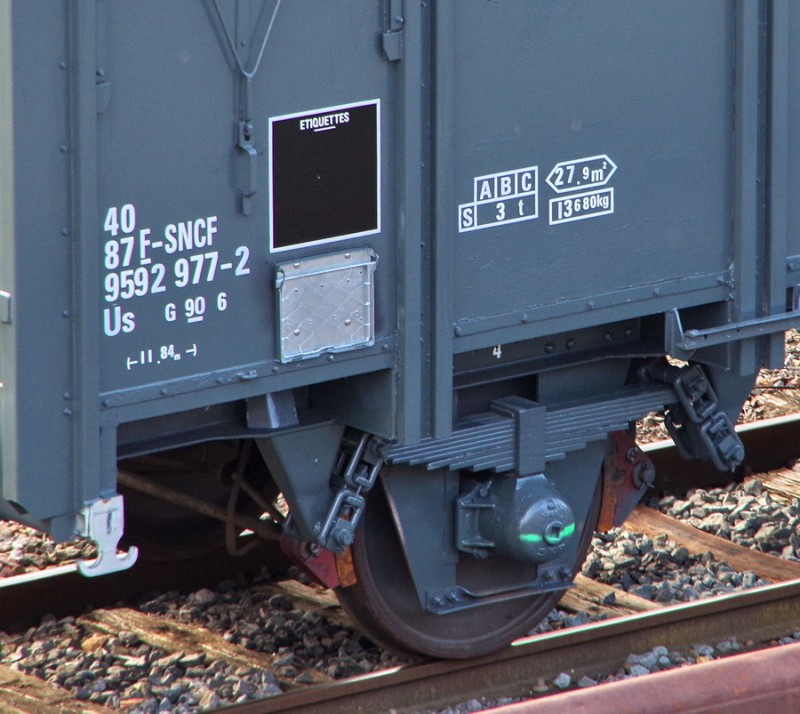 40 87 959 2 977-2 Us G90 6 F-SNCF (2019-03-30 Tergnier) (2).jpg