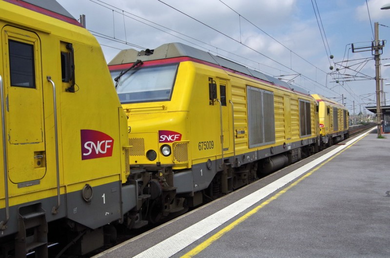 75009 (2019-04-17 gare de Tergnier) entre 75018 et 75078 (2).jpg (172.16 Kio) Vu 8727 fois 75009 (2019-04-17 gare de Tergnier) entre 75018 et 75078 (2).jpg