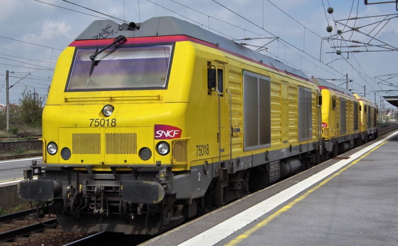 75018 (2019-04-17 gare de Tergnier) + 75009 + 75079 (2).jpg