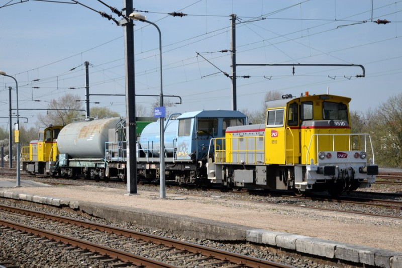 Y 8510 (2019-04-06 Armagne Lucquy) + Y 8346.jpg (201.4 Kio) Vu 8877 fois Y 8510 (2019-04-06 Armagne Lucquy) + Y 8346.jpg