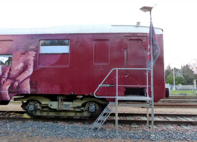 80 87 979 3 416-9 Uas H55 0 F SNCF-TR (2019-03-11 gare de Joué-les-Tours) (17).jpg