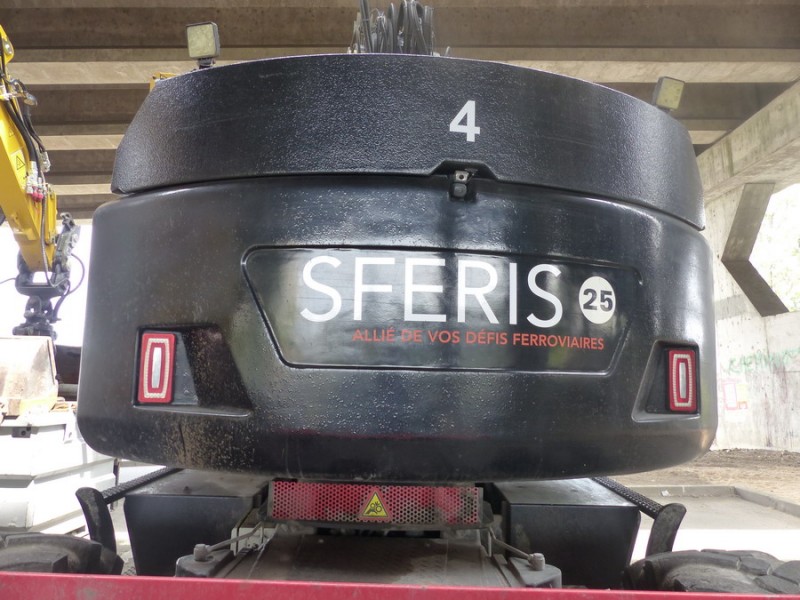 ATLAS 1404 KZW n°241Z301930 (2019-05-19 Tours) SFERIS 4 (19).jpg (202 Kio) Vu 3735 fois ATLAS 1404 KZW n°241Z301930 (2019-05-19 Tours) SFERIS 4 (19).jpg