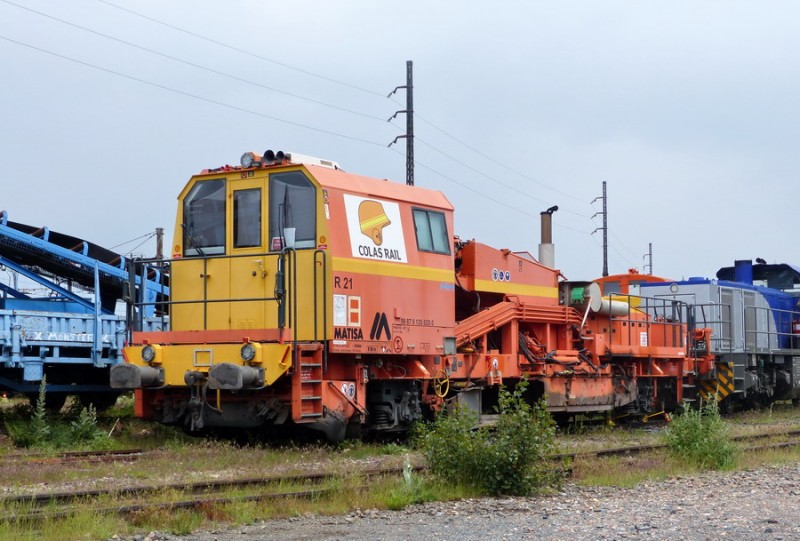 99 87 9 125 522-2 R21 (2019-05-19 SPDC) Matisa n°47057 Colas Rail (1).jpg (196.03 Kio) Vu 8773 fois 99 87 9 125 522-2 R21 (2019-05-19 SPDC) Matisa n°47057 Colas Rail (1).jpg