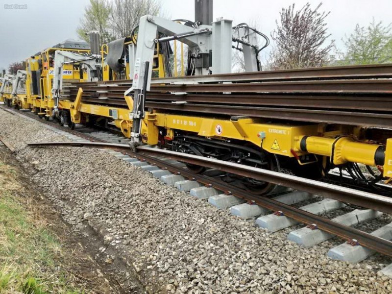 video-le-train-usine-a-l-oeuvre-sur-la-ligne-ter-bergerac-libourne (2).jpg