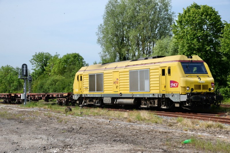 75092 (2019-06-04 gare de de Conchi-le-Temple) 62031 de Longueau (3).jpg (251.5 Kio) Vu 14338 fois 75092 (2019-06-04 gare de de Conchi-le-Temple) 62031 de Longueau (3).jpg