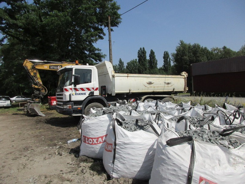 camion.jpg (241.25 Kio) Vu 4400 fois camion.jpg