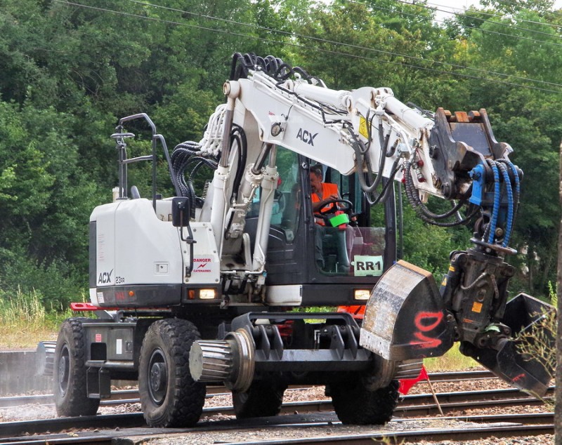 ACX23RR (2019-07-30 Poix de Picardie) Felcourt Rail D28 (4).jpg