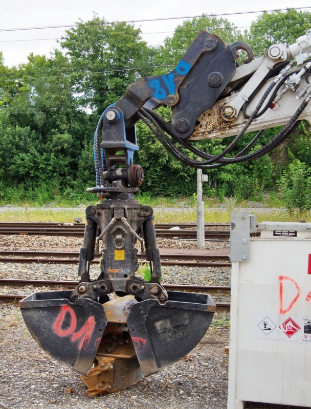 ACX23RR (2019-07-30 Poix de Picardie) Felcourt Rail D28 (8).jpg