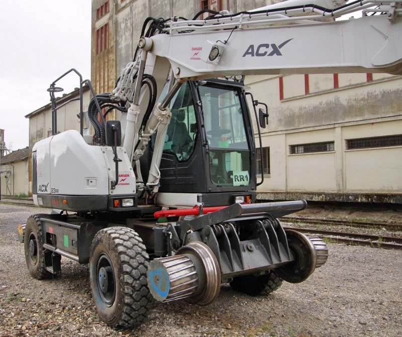 ACX23RR (2019-07-30 Poix de Picardie) Felcourt Rail D28 (28).jpg