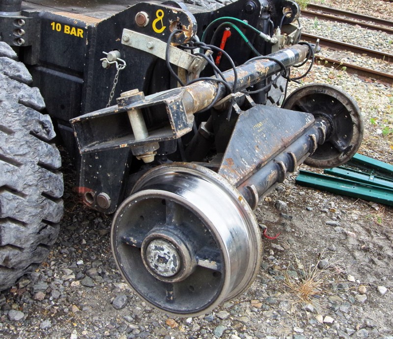 VaiaCar V704FR+ (2019-07-30 gare de Poix de Picardie) 0713V7033 GCF (20).jpg