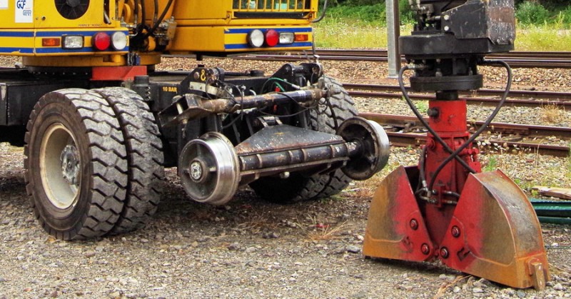 VaiaCar V704FR+ (2019-07-30 gare de Poix de Picardie) 0713V7033 GCF (19).jpg