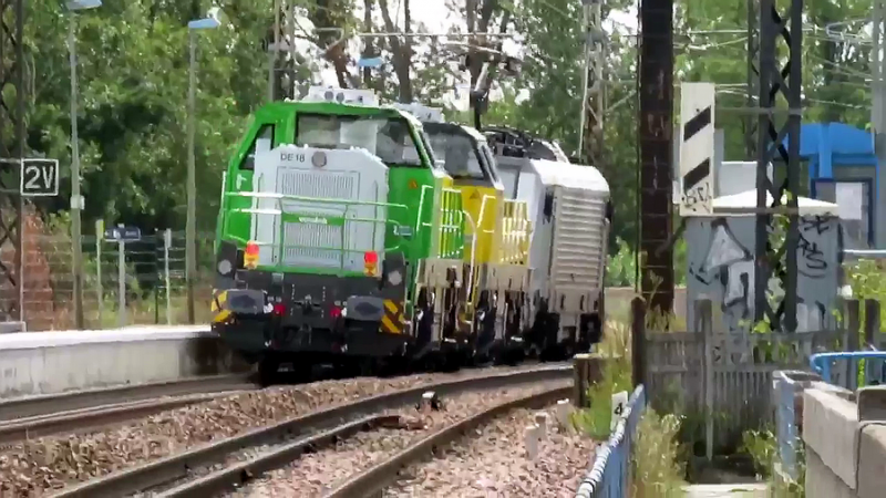 DE 18 5502268 (2019-08-05 Pont de Montlouis) + 37038 + DE 18 (6).png (823.52 Kio) Vu 4717 fois DE 18 5502268 (2019-08-05 Pont de Montlouis) + 37038 + DE 18 (6).png