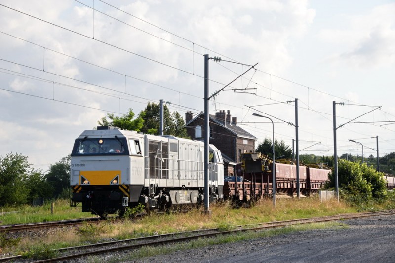 G 2000 BB 5001669 (2019-08-07 Saleux) Train K2.jpg