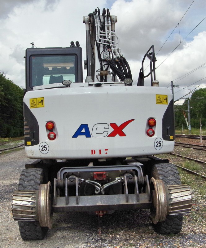 ACX23RR (2019-08-12 Poix-de-Picardie) Delcourt Rail D17 (16).jpg