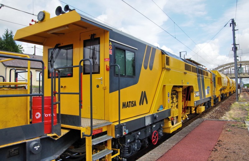 (109) 99 83 9 222 013-8 B45D (2019-08-12 Abancourt) (1).JPG