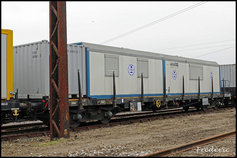 99 87 938 3 701-9 Coutras01 150112-border.jpg