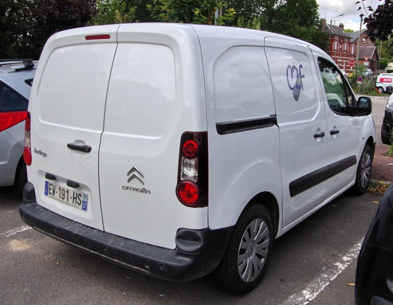 2019-08-12 Poix-de-Picardie (1).jpg (180.1 Kio) Vu 2378 fois 2019-08-12 Poix-de-Picardie (1).jpg